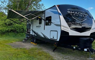 Luxury shadow cruiser