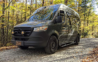 'The Hummingbird' | 2019 Mercedes Sprinter 12-seat