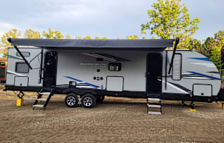 2021 Forest River RV Cherokee Alpha Wolf 30RDB-L