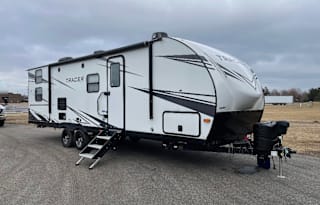 2020 Prime Time RV Tracer Breeze 26DBS
