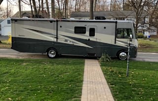2020 Winnebago SunStar 35U