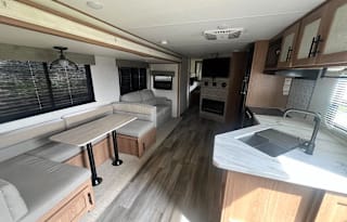Kid and Pet friendly Camper rental
