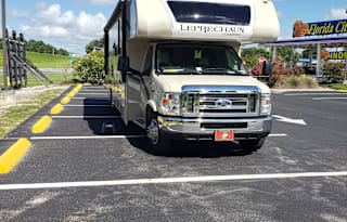 2020 Coachmen RV Leprechaun