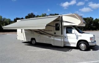 2017 Coach Like New