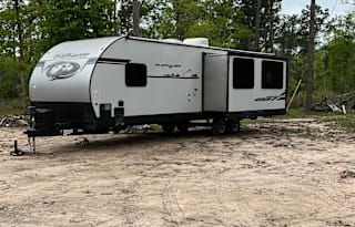 2020 Forest River RV Cherokee Black Label 274RKBL