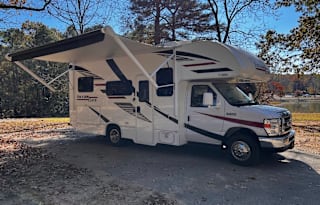 2020 Thor Motor Coach Axis 24.1