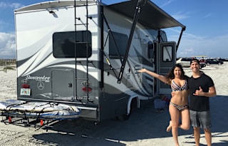 2018 Mercedes FR Sunseeker 2400S