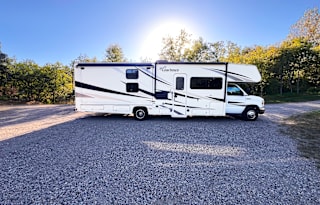 2020 Forest River Coachmen Freelander 31BH BMN1245