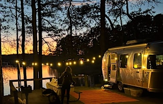 2020 Airstream RV Caravel 22FB