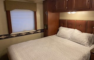 2014 Winnebago Minnie Winnie 31H