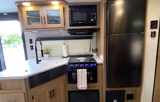 2023 Grey Wolf Sleeps 8 With Bunk Beds & Solar!