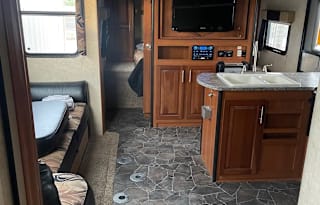 2012 Keystone RV Fuzion 300