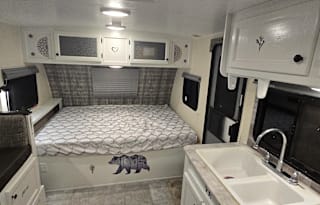 AR's 2019 coachmen Apex Nano 193