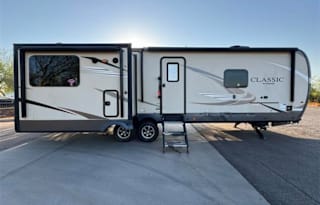 2019 Forest River RV Flagstaff Classic 8321kbs
