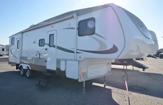 2014 CrossRoads RV Zinger ZF31BH *DELIVERY ONLY*