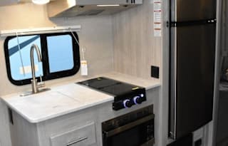 2022 Coachmen RV Catalina Summit Series 184BHS