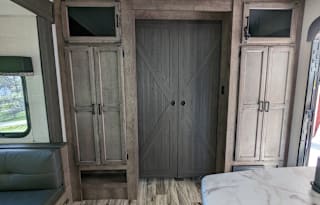 *Delivery Only* 2021 Venture RV SportTrek ST271VMB