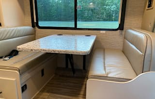 2023 Thor Motor Coach Freedom Elite 22FE
