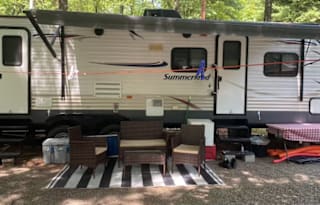 2015 Keystone RV Summerland 3030BHGS