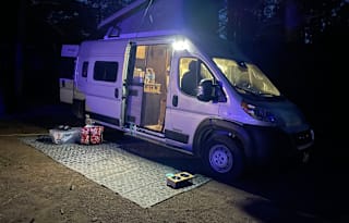 2023 Winnebago Solis 59P Pop Top Seats/Sleeps 4
