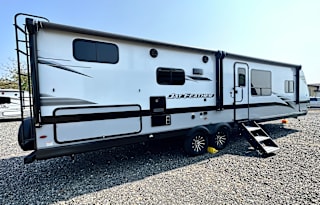 2023 Jayco Jay Feather Bunkhouse Sleeps 10