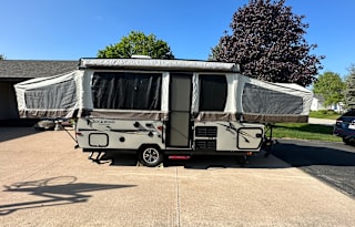 Perfect for BIG FAM & just about any tow vehicle!