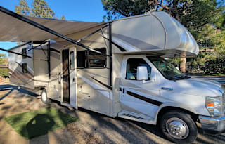 ***THE MOOSE*** '17 Coachmen SLEEPS 10!!!