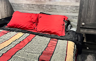 J&T Family Friendly Bunkhouse