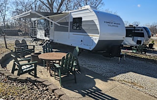 Bunkhouse with a Patio!
