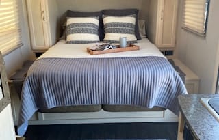 2019 Winnebago Micro Minnie 2108DS