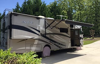 2014 Thor Motor Coach ACE 30 1