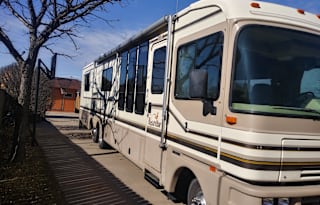 1996 Fleetwood RV Bounder 30T