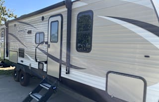 2019 Keystone RV Hideout 28BHSWE