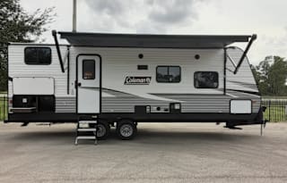 *New* 2021 Dutchmen RV Coleman Lantern