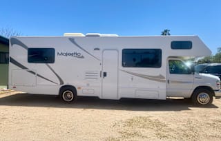 Easy drive C Class "Stella" Pet & Kid Friendly