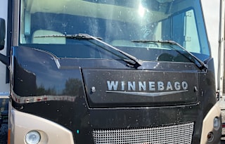 2016 Winnebago Vista 36 Y