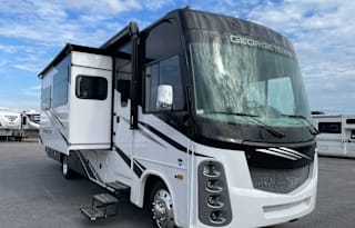 2022 Forest River RV Georgetown 5 Series 34H5