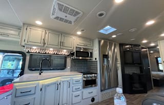 Disney 2021 Jayco Precept 34B-Stationary only