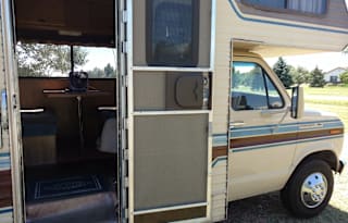 Classic newer looking  Fleetwood Tioga Arrow