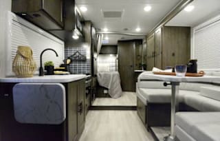 2022 Mercedes Prism 24CBS   14mpg