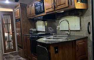 2014 Wind River Luxury Camper