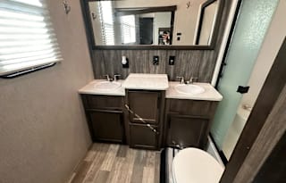 2017 Forest River Vibe Extreme Lite 277RLS