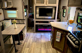 NEW 2020 Camper Trailer-ALL the bells-n-whistles!