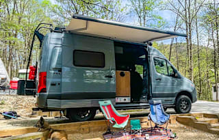 Wanda- 2020 Winnebago Revel