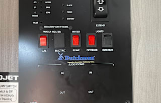 2022 Dutchmen RV Coleman Lantern LT Series 274BHWE