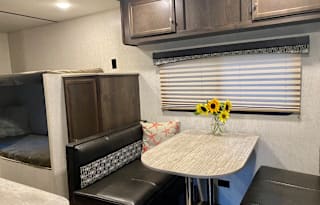 Autumn Ridge Travel Trailer