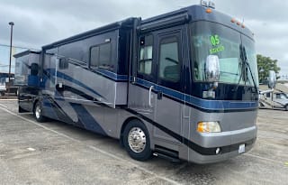 2005 Mandalay Luxury Division Mandalay Class A 43A