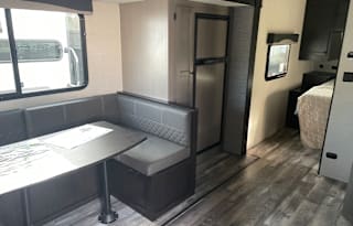 2022 Starcraft Super Lite 241BH
