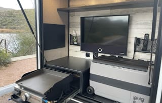 NEW! Camp Anywhere In Comfort - Solar - TV & Air Conditioning