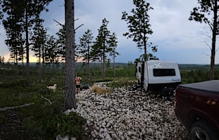 Off-road, boondocking machine 2024 Ibex 19MBH